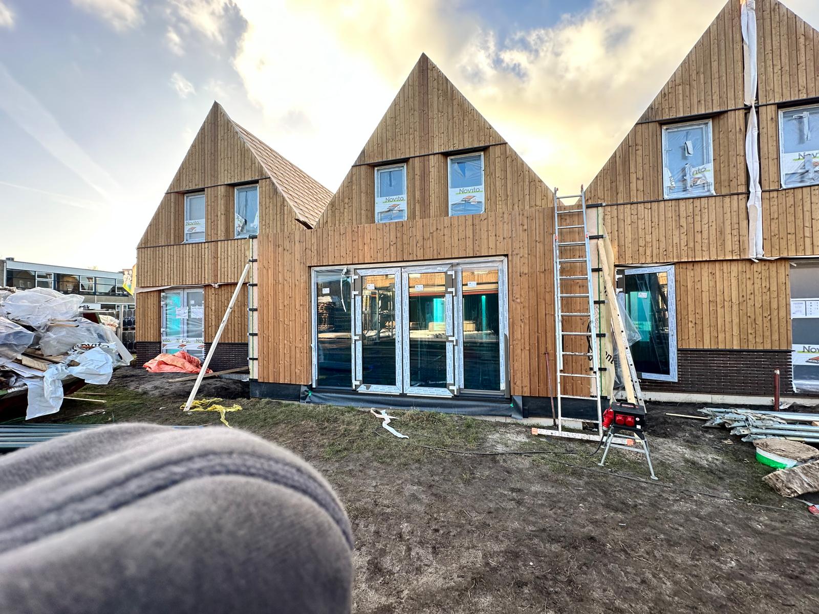 Verbouwing in Harderwijk na oplevering: Alle tien woningen zijn vakkundig en volgens planning opgeleverd.